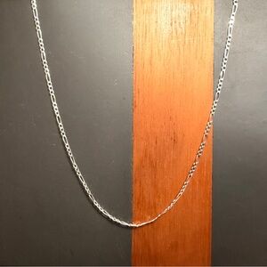 24” NEW NEVER WORN 925 Sterling Silver Necklace - Figaro Chain - 2mm